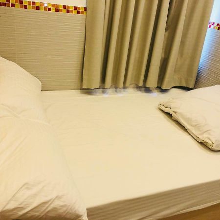 Chung Kiu Come Inn Hong Kong Esterno foto